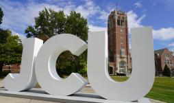 jcu 3d letters in front of clock tower