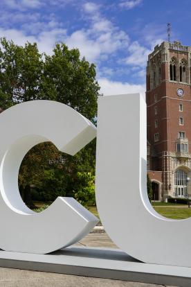 jcu 3d letters in front of clock tower